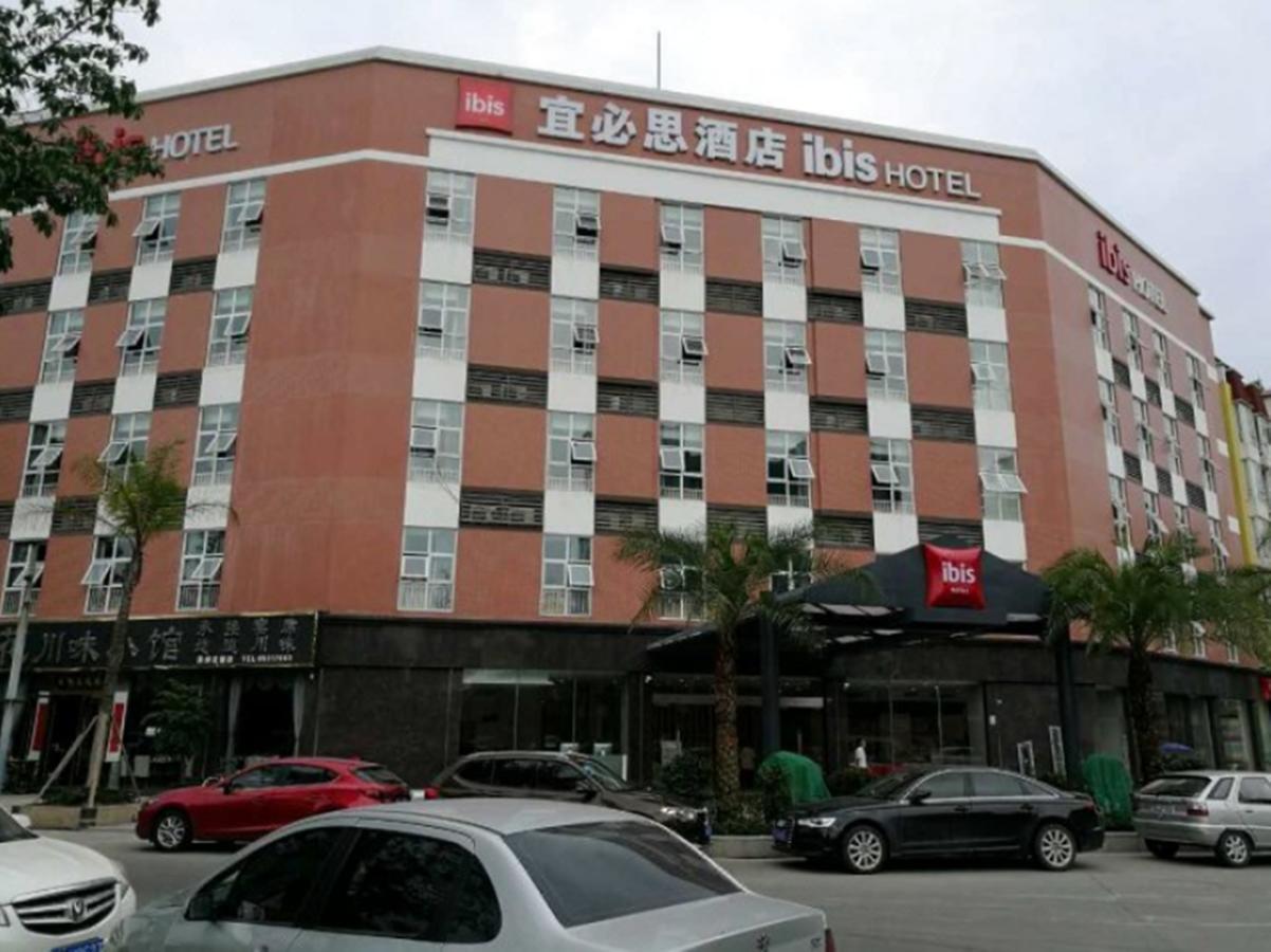 Ibis Chengdu Meizhou Center Exterior photo