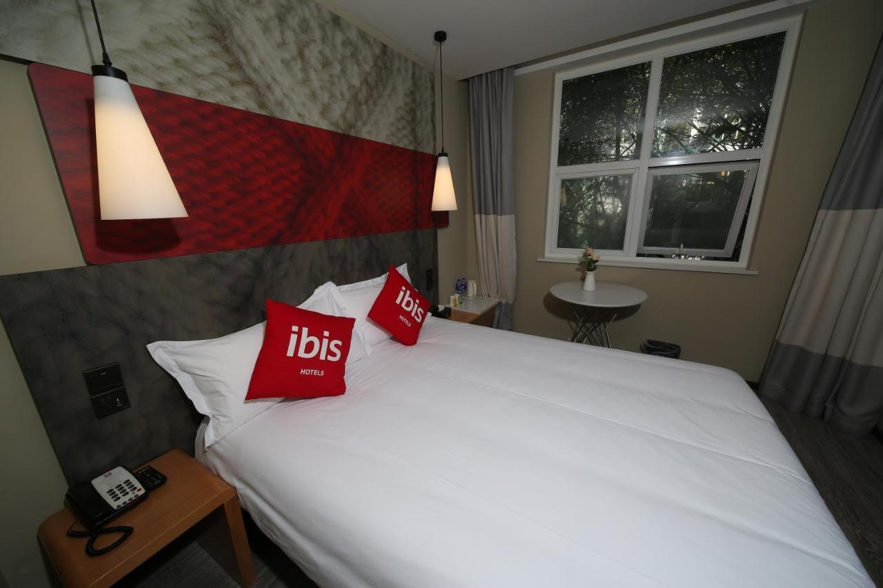 Ibis Chengdu Meizhou Center Exterior photo