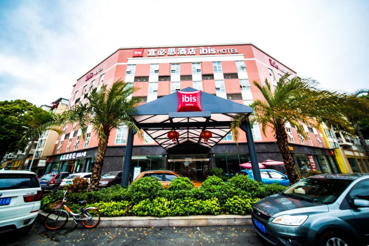 Ibis Chengdu Meizhou Center Exterior photo